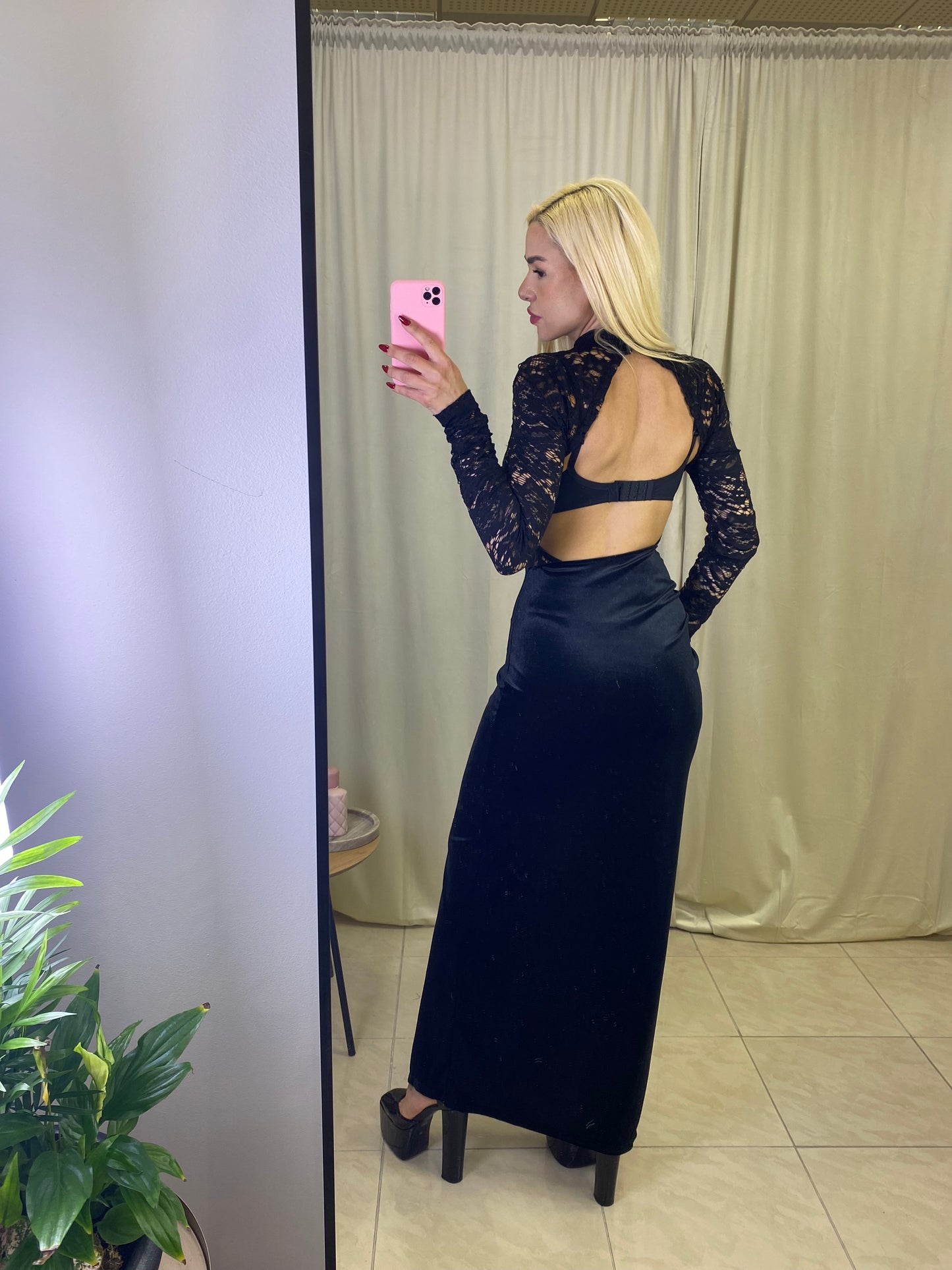 Rose lace φόρεμα