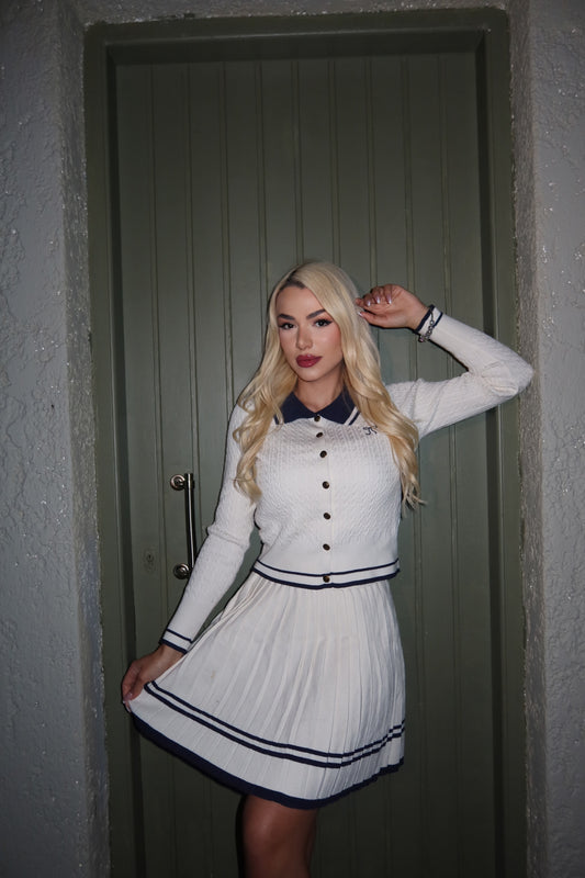 Tiffany Set – Πλεκτή Ζακέτα & Πλισέ Φούστα