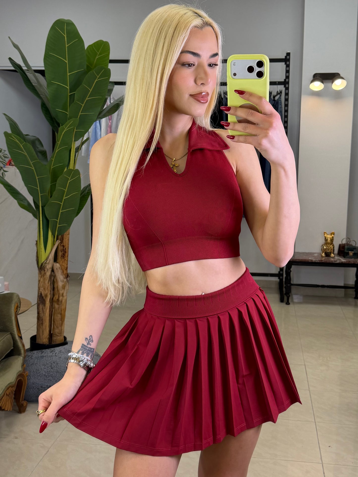 Court muse set