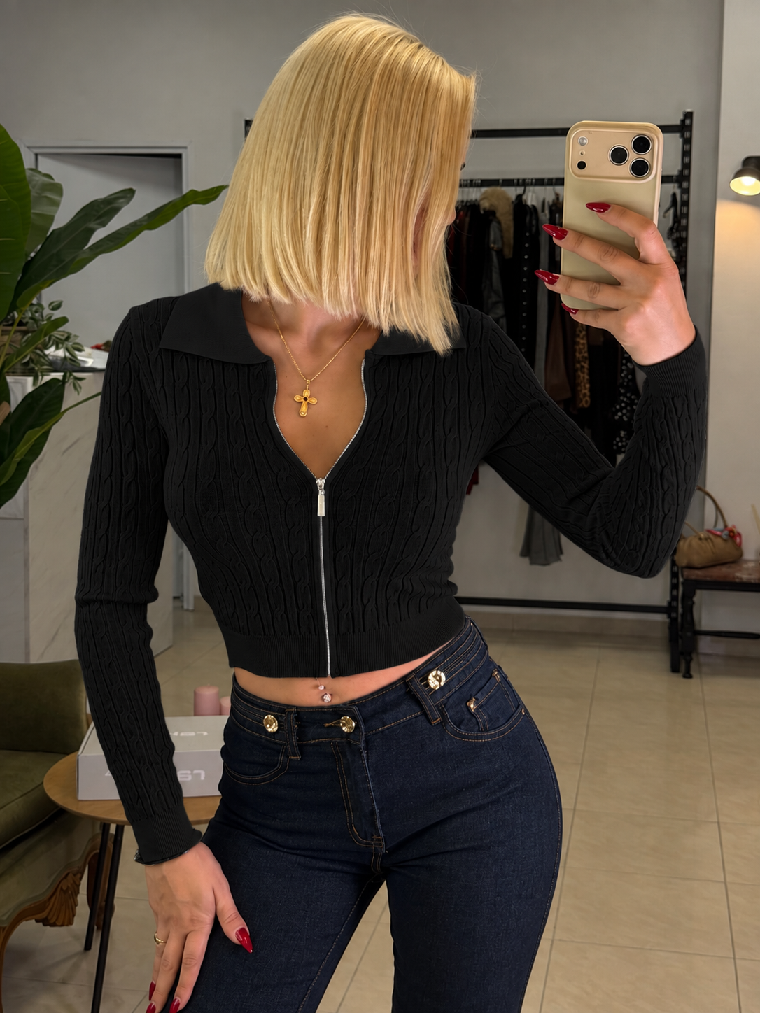 Hampton Zip top