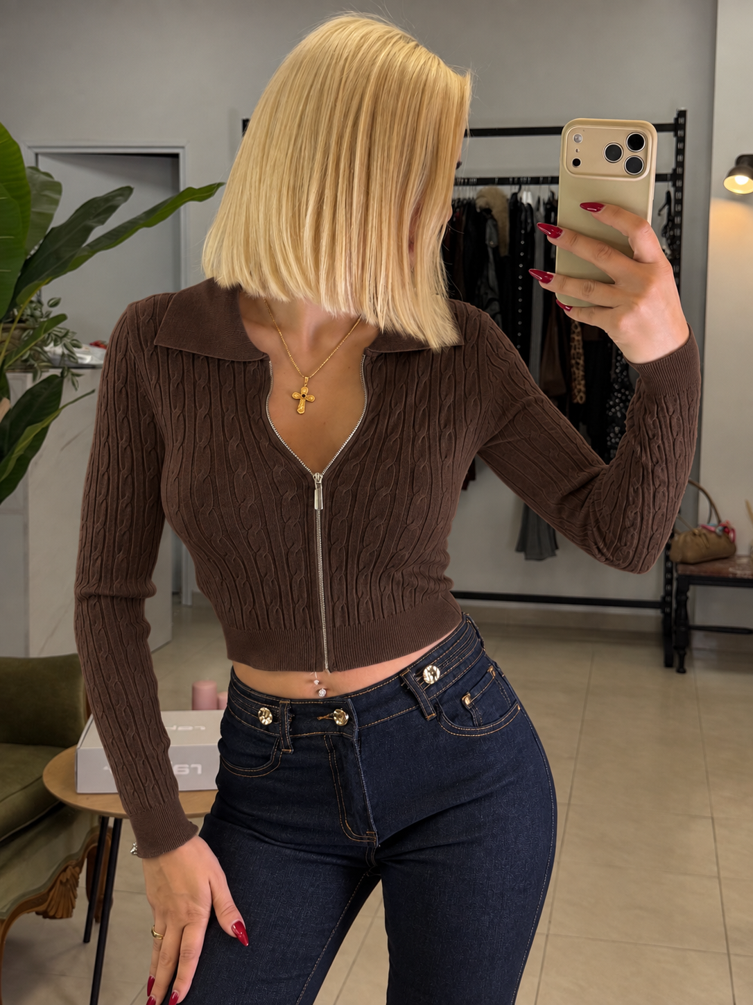 Hampton Zip top