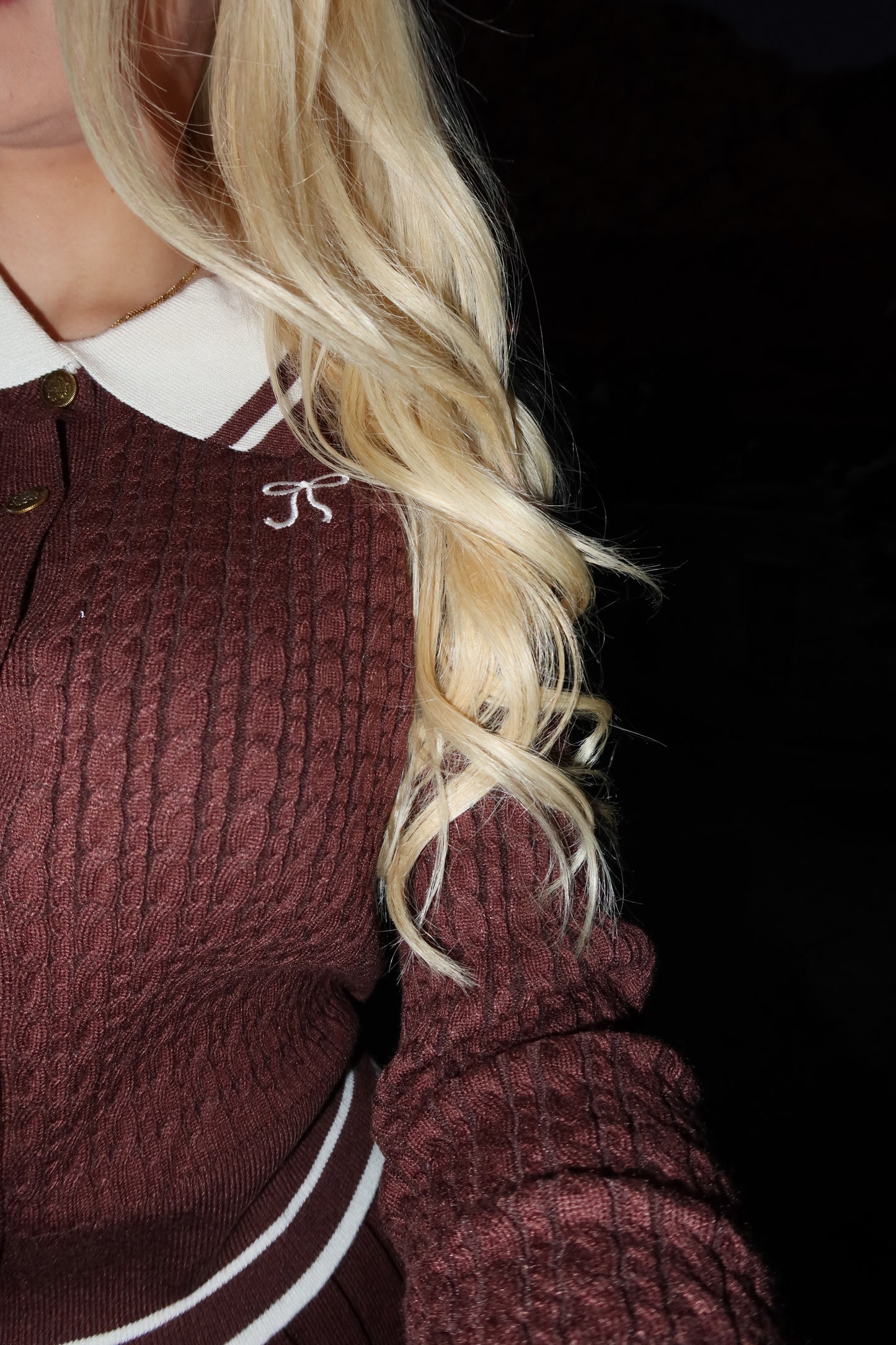 Tiffany Set – Πλεκτή Ζακέτα & Πλισέ Φούστα