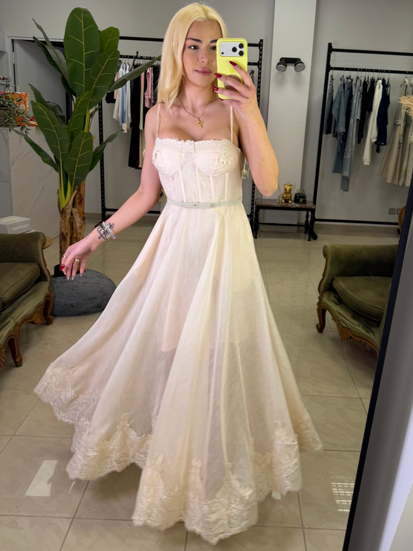 Élise Lace Dress