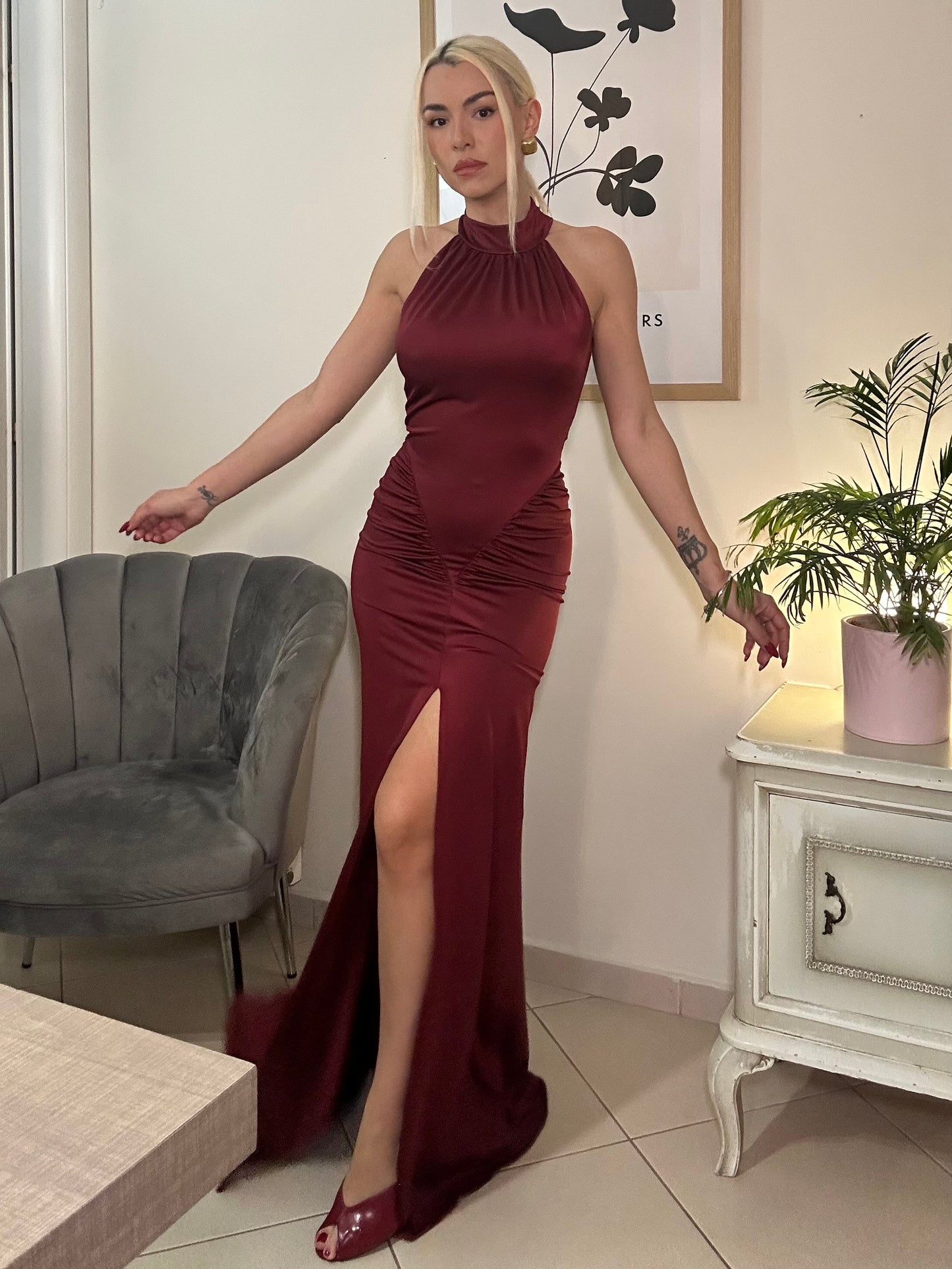 DIVA GARNET GOWN