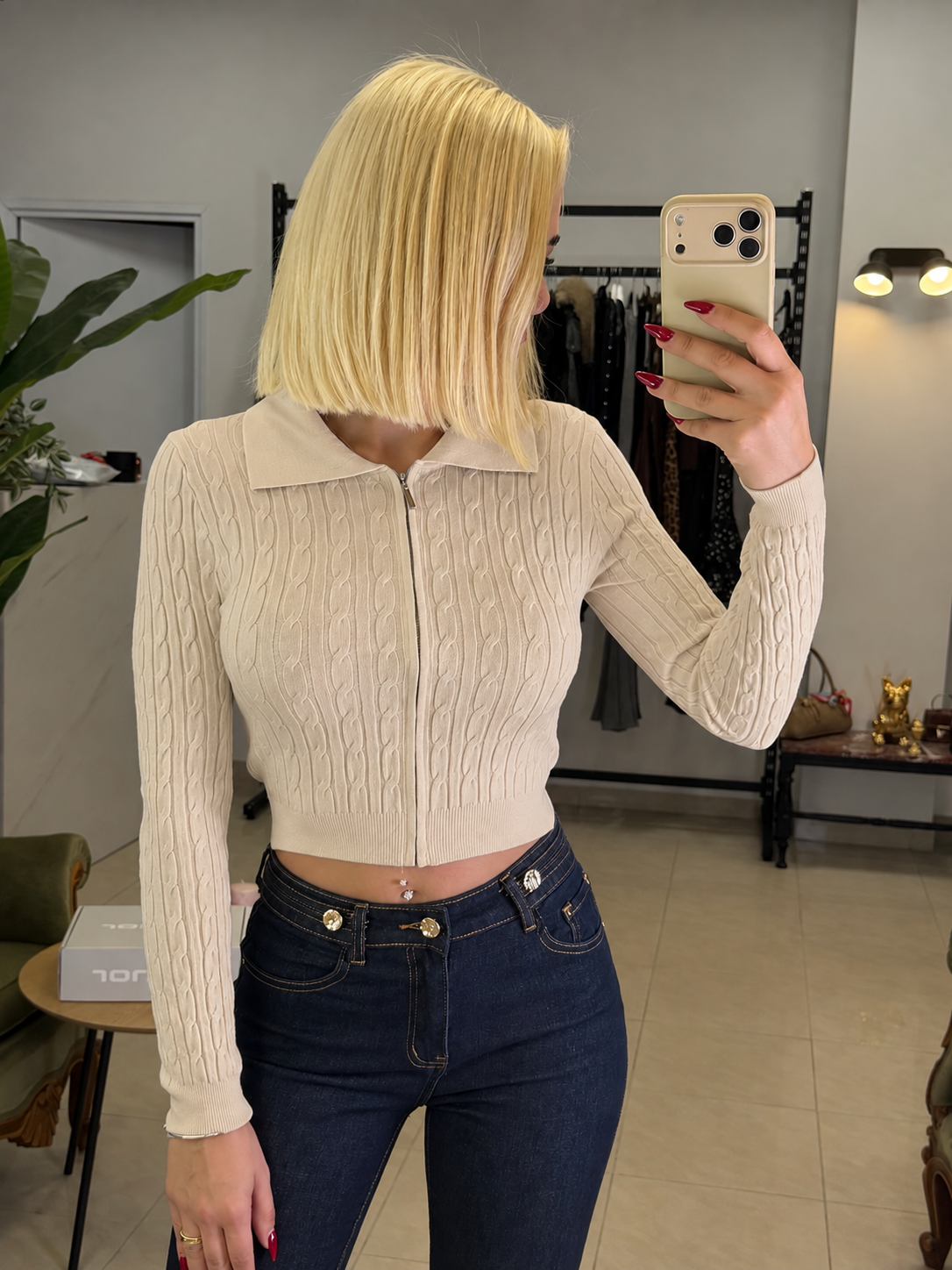 Hampton Zip top